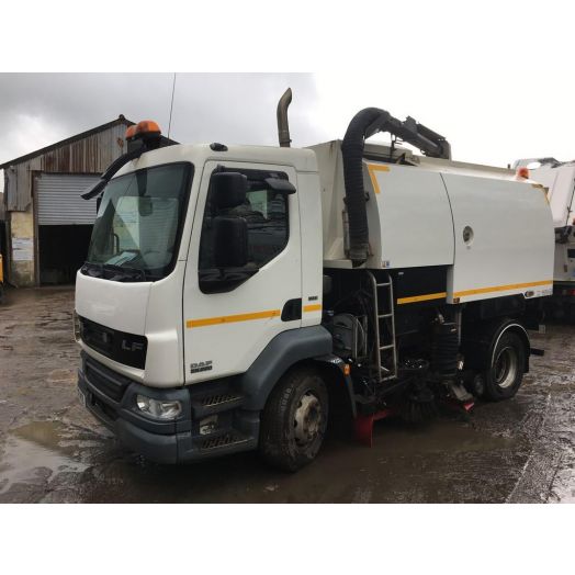 2012 [12] DAF 220 Stock S6400 Used Road Sweeper